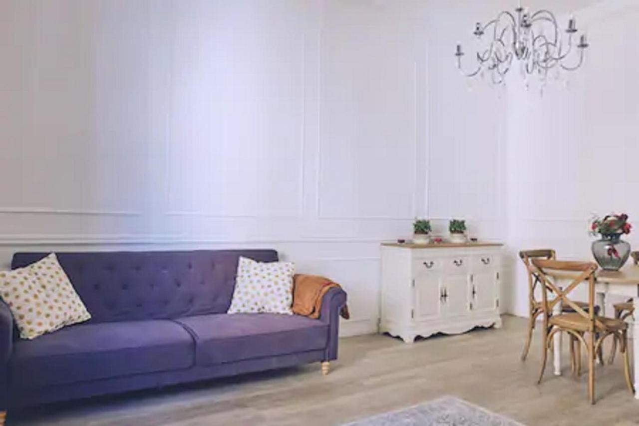 Dfive New Stylish Lux At The Centre Boedapest