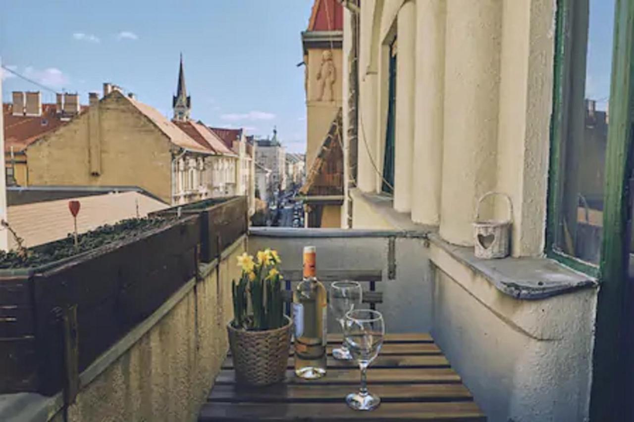 Dfive New Stylish Lux At The Centre Apartment